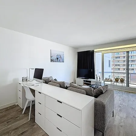 Modern Op 50 Meter De Wandeldijk