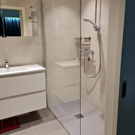 Apartment Modern Op 50 Meter De Wandeldijk