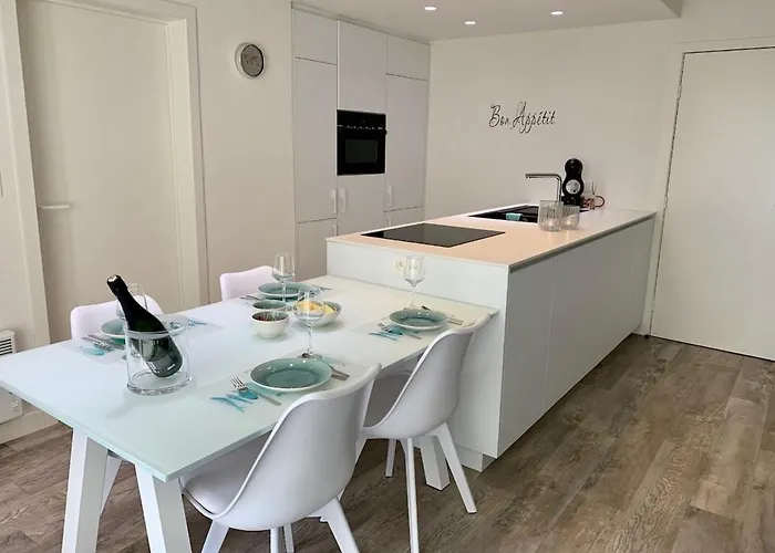 Modern Op 50 Meter De Wandeldijk * Nieuwpoort